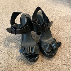 Black chunky platform heels